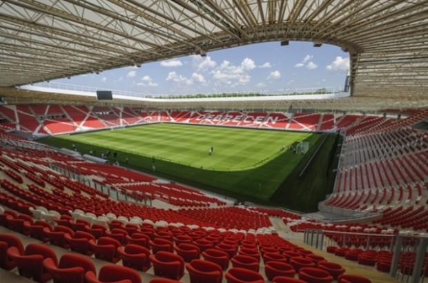 Debreceni Nagyerdei Stadion rekonstrukció